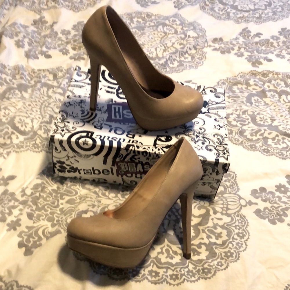 Beige Platforms